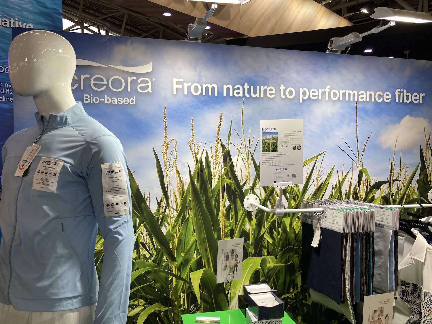 Hyosung bio-based elastane fabrics at ISPO 2022. © Anne Prahl